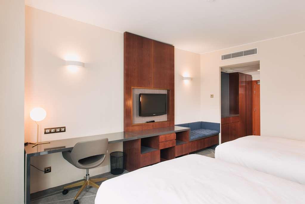 Doubletree By Hilton Hotel Cluj - City Plaza Ruang foto