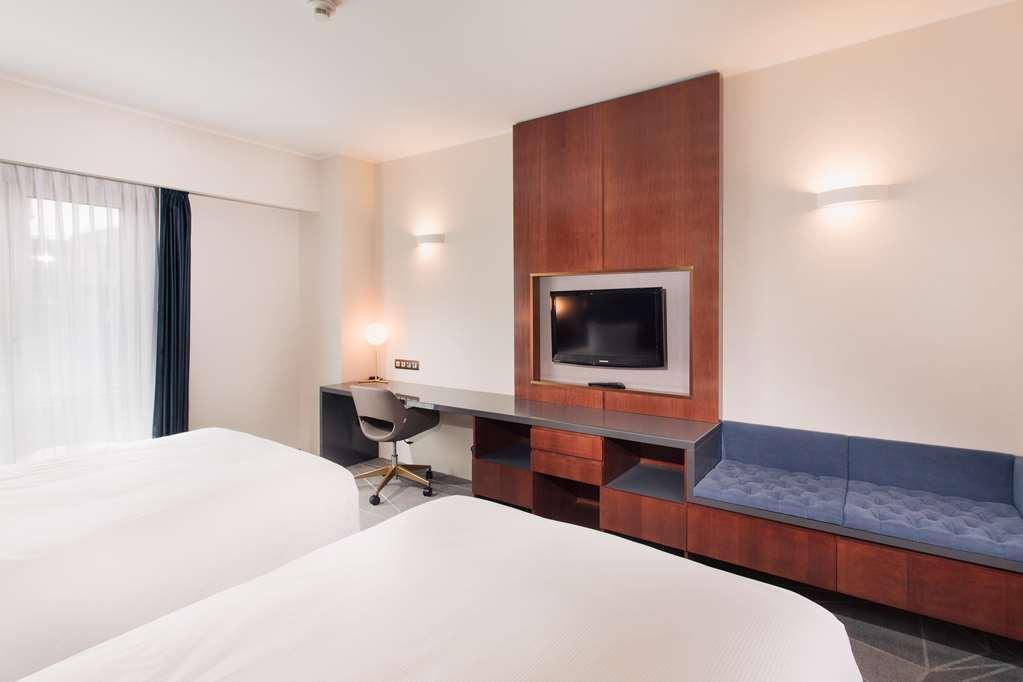 Doubletree By Hilton Hotel Cluj - City Plaza Ruang foto