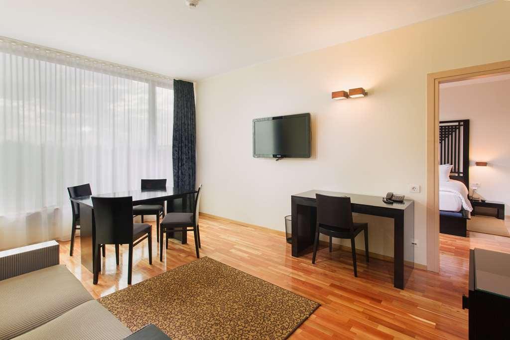Doubletree By Hilton Hotel Cluj - City Plaza Ruang foto