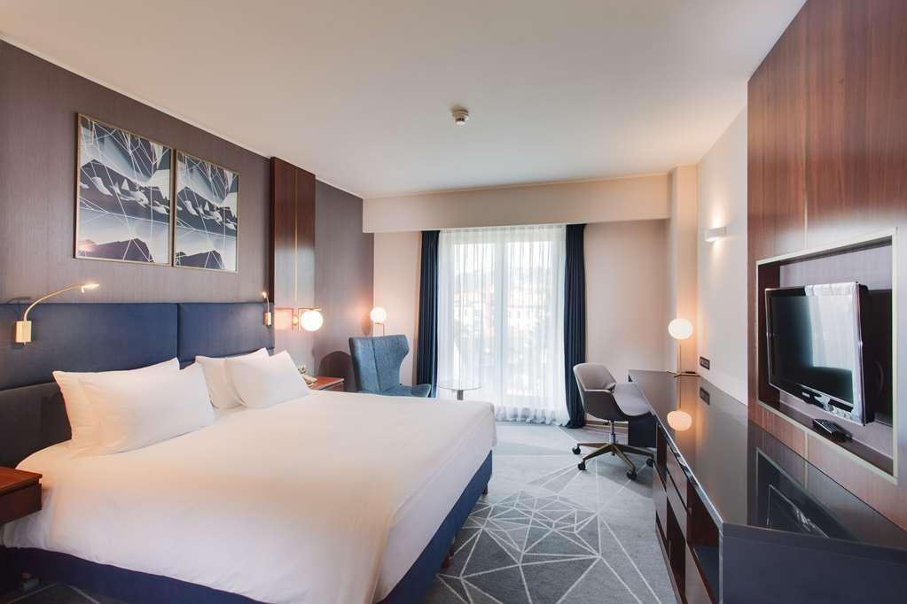 Doubletree By Hilton Hotel Cluj - City Plaza Ruang foto
